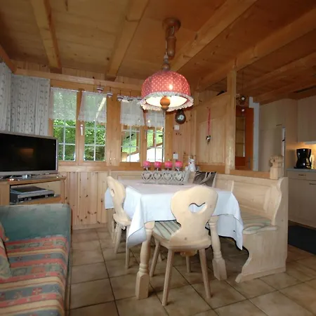 Beautiful Holiday Home In Brienz With Lake View Holiday home *